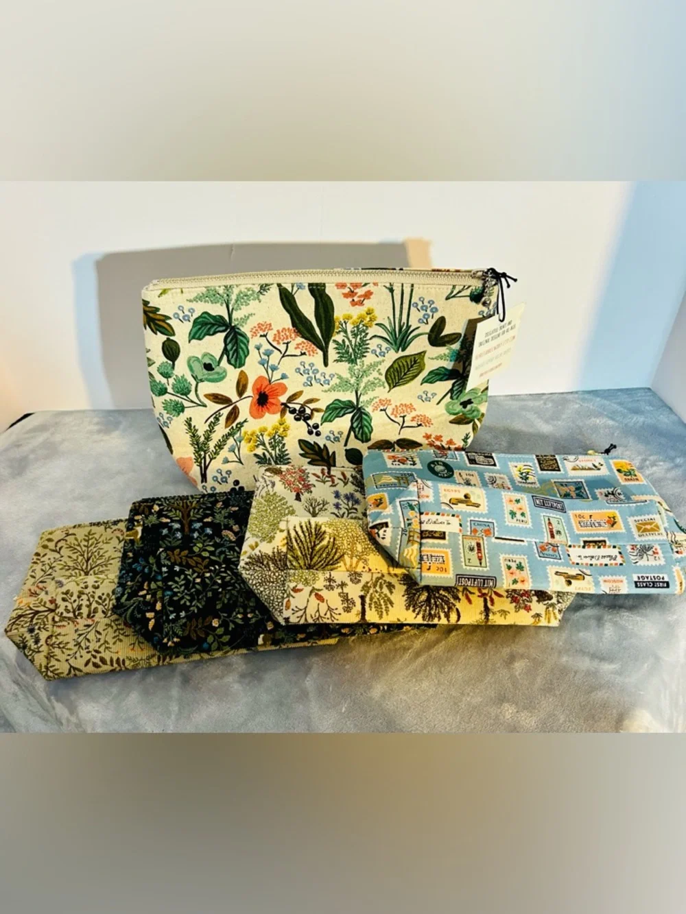 Be Free Fabric Works Zipper Pouch Bundle Handmade Floral Cosmetic Bags NWT - Picture 5 of 7